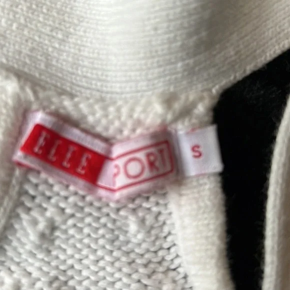 Elle cute off white knit racer back button down vest - Picture 5 of 8